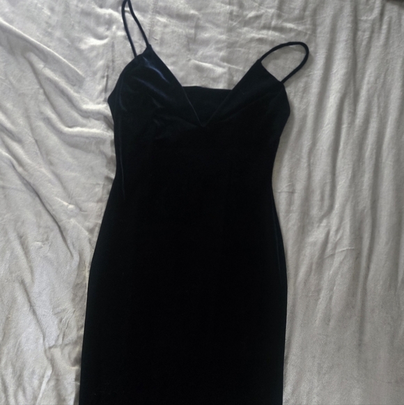 Lulu's Elegant Navy Velvet Dress - Picture 2 of 3